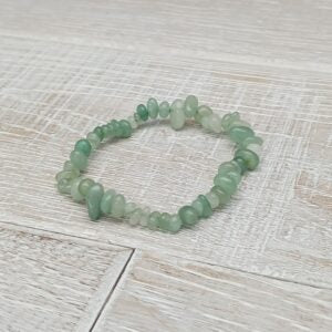 Green aventurine chip bracelet