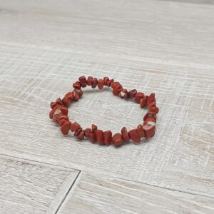Red jasper chip bracelet